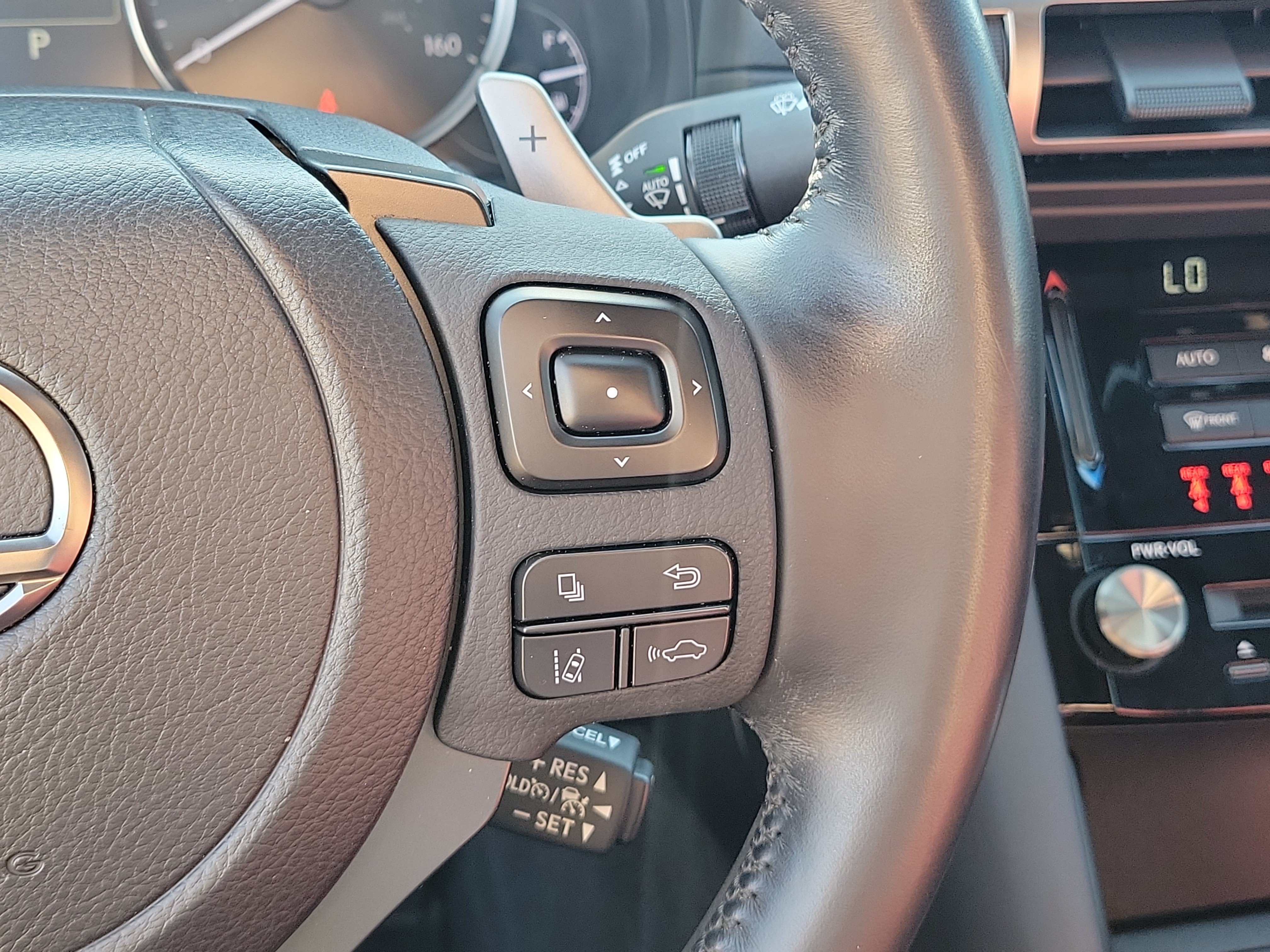 Used 2021 Lexus IS 300 w/ Accessory Package RWD image 18
