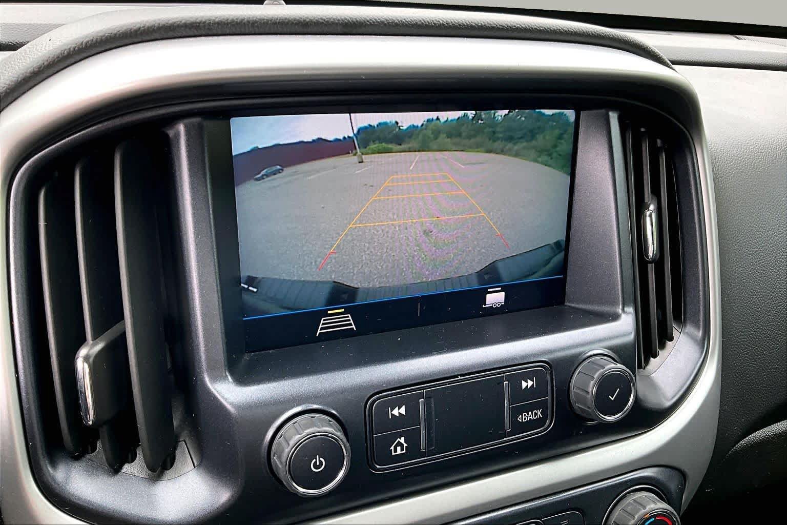 Used 2022 Chevrolet Colorado LT w/ Safety Package AWD/4WD image 29
