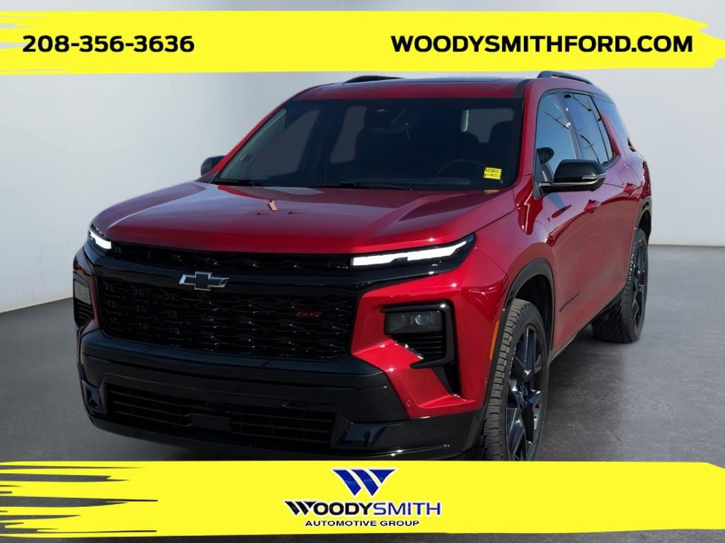 Used 2025 Chevrolet Traverse RS AWD/4WD image 1