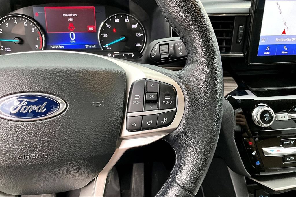 Used 2022 Ford Explorer Limited AWD/4WD image 16