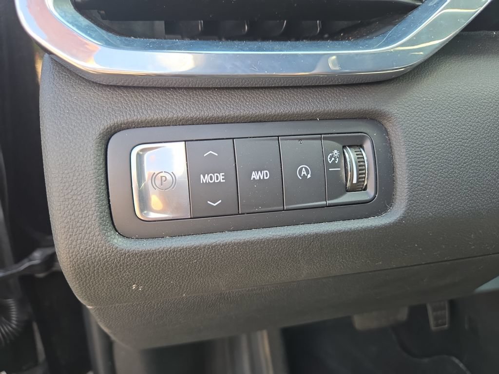 Used 2026 GMC Acadia Elevation w/ Elevation Premium Package AWD/4WD image 20