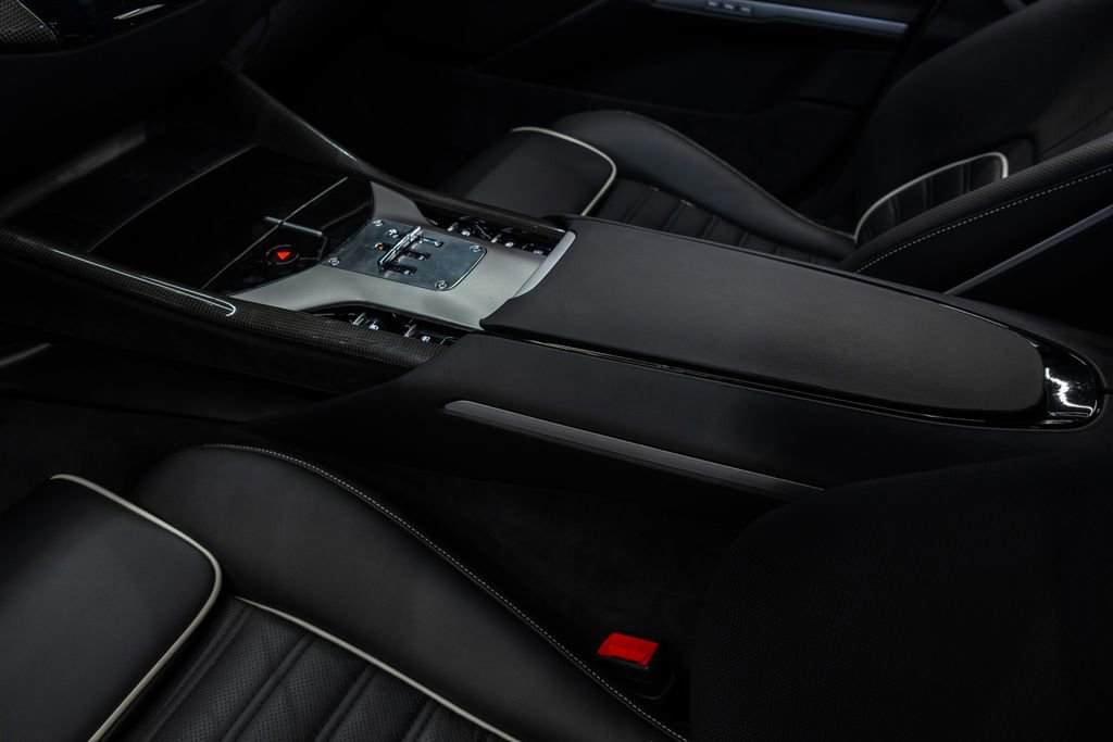 Used 2024 Ferrari Purosangue image 42