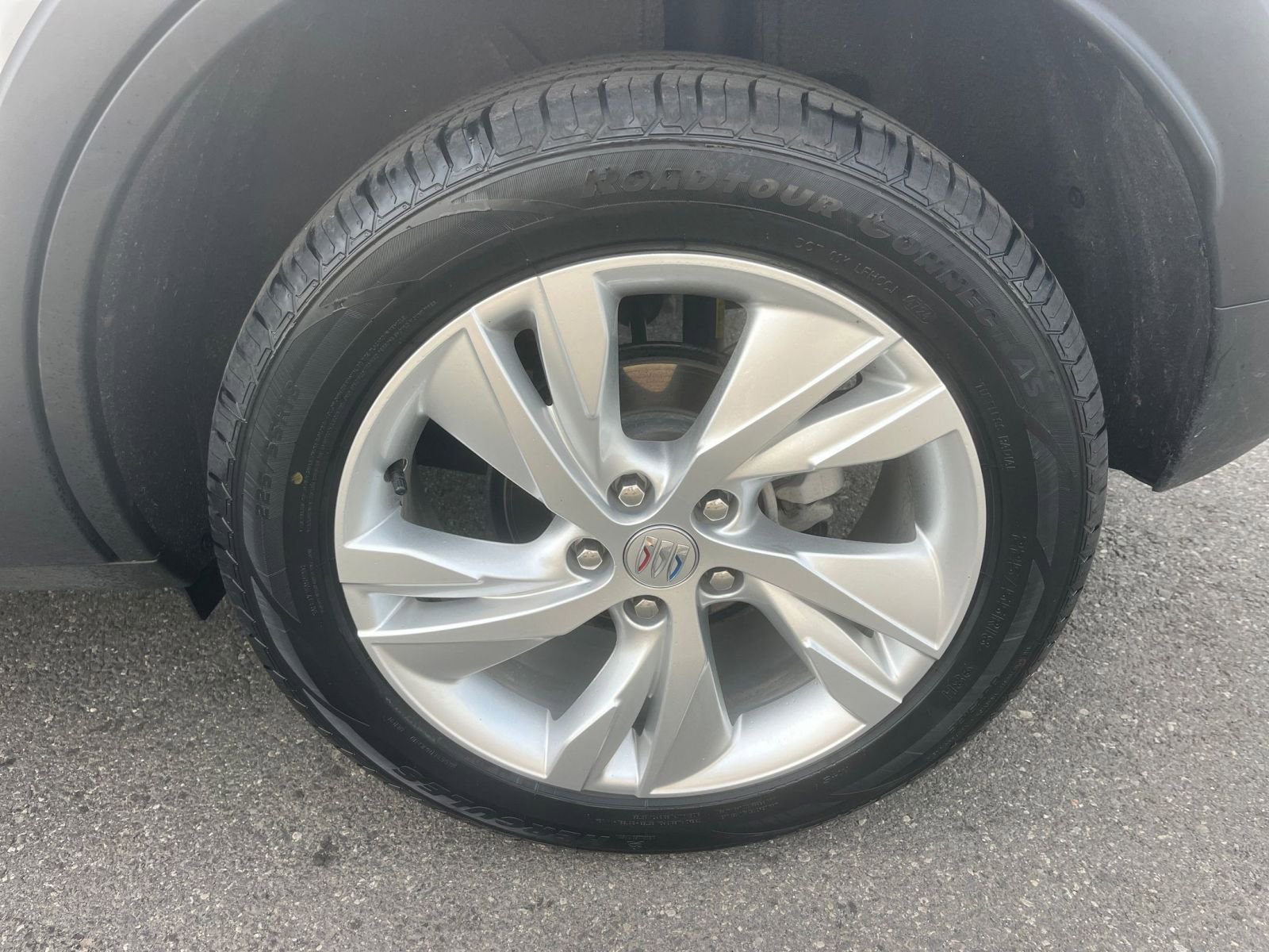 Used 2025 Buick Encore GX Preferred AWD/4WD image 30
