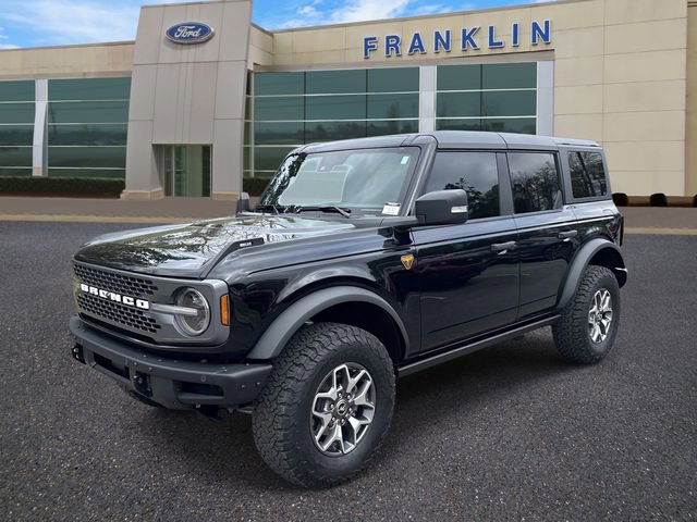 Certified 2024 Ford Bronco Badlands image 2