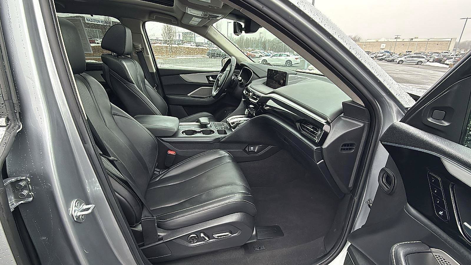 Used 2023 Acura MDX w/ Technology Package AWD/4WD image 18