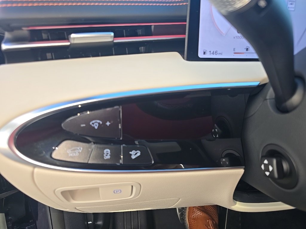 Used 2026 Genesis GV70 3.5T Sport Prestige image 33