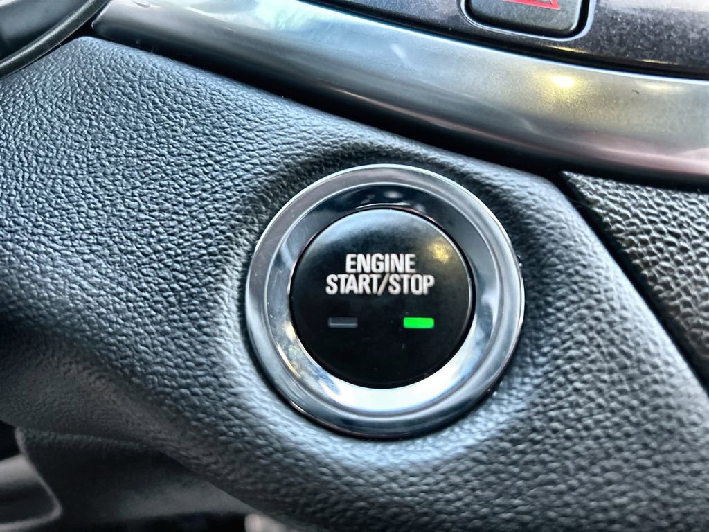 Used 2018 Chevrolet Impala LT image 19