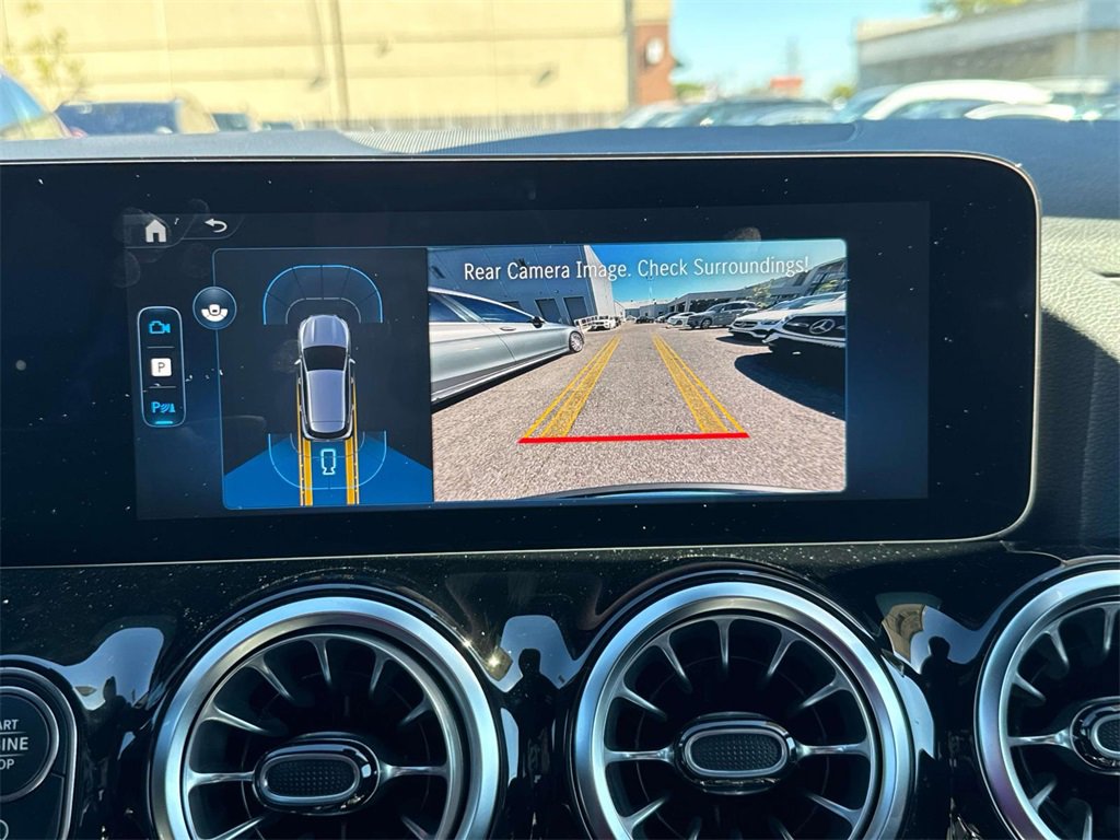 New 2026 Mercedes-Benz GLA 250 image 12