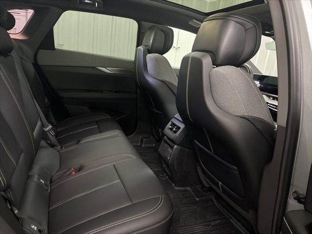 Certified 2025 Cadillac Optiq Luxury 1 w/ LPO, Floor Liner Package image 24