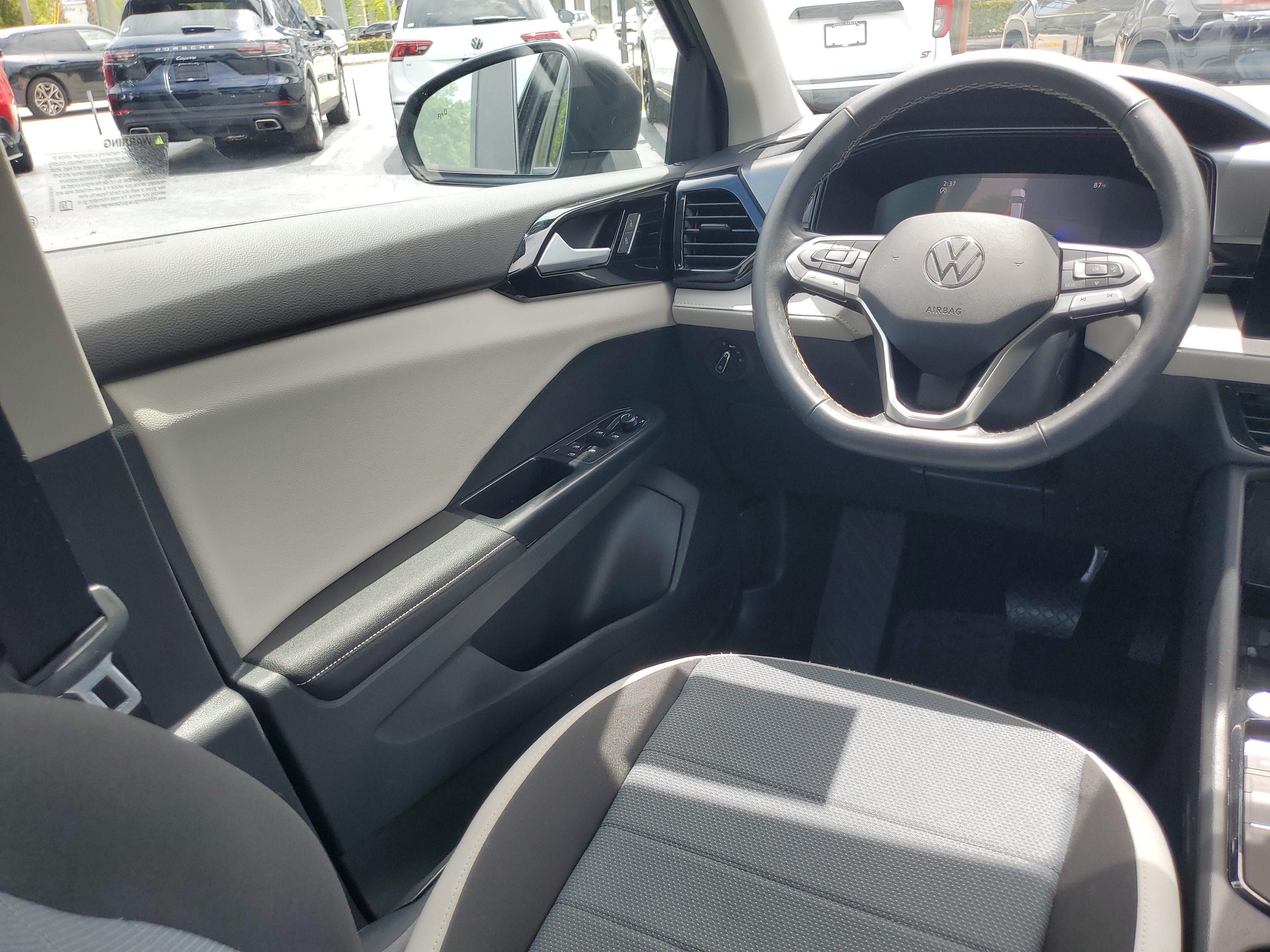 Used 2025 Volkswagen Taos S FWD image 13
