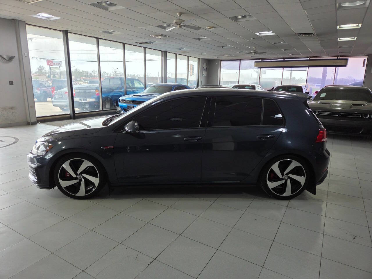 Used 2020 Volkswagen GTI S image 3