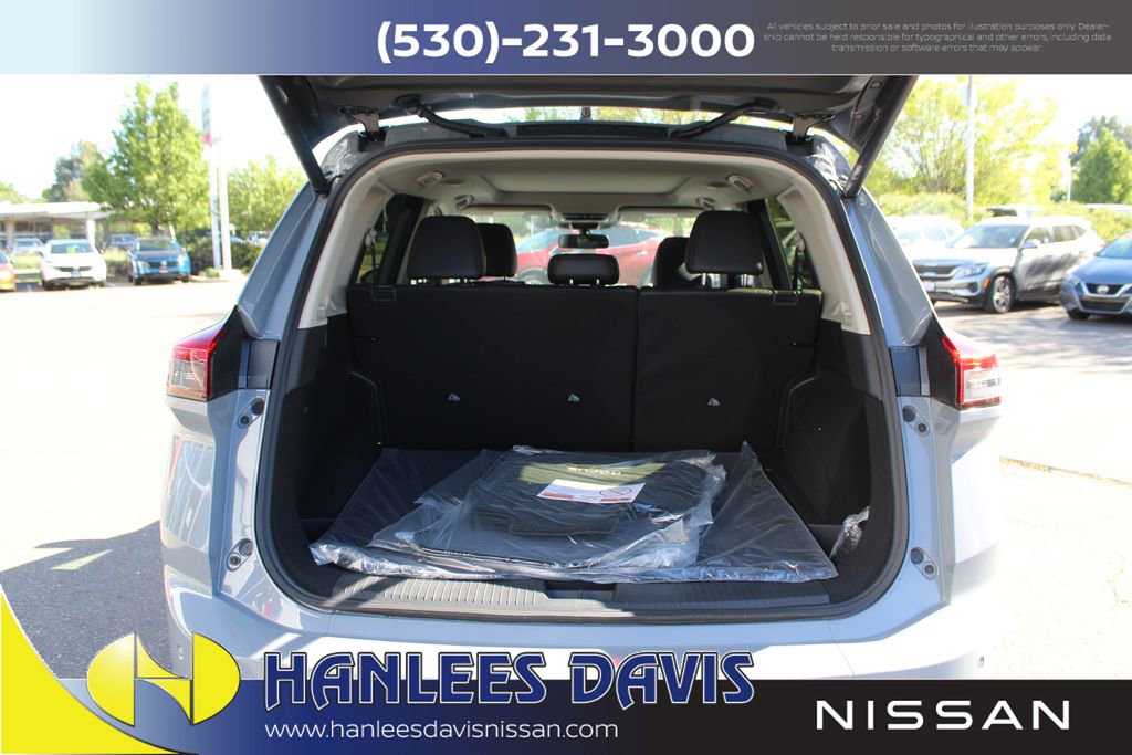 New 2026 Nissan Rogue SV image 10