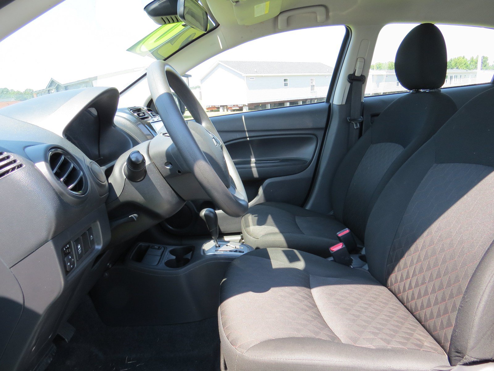 Used 2024 Mitsubishi Mirage ES FWD image 17