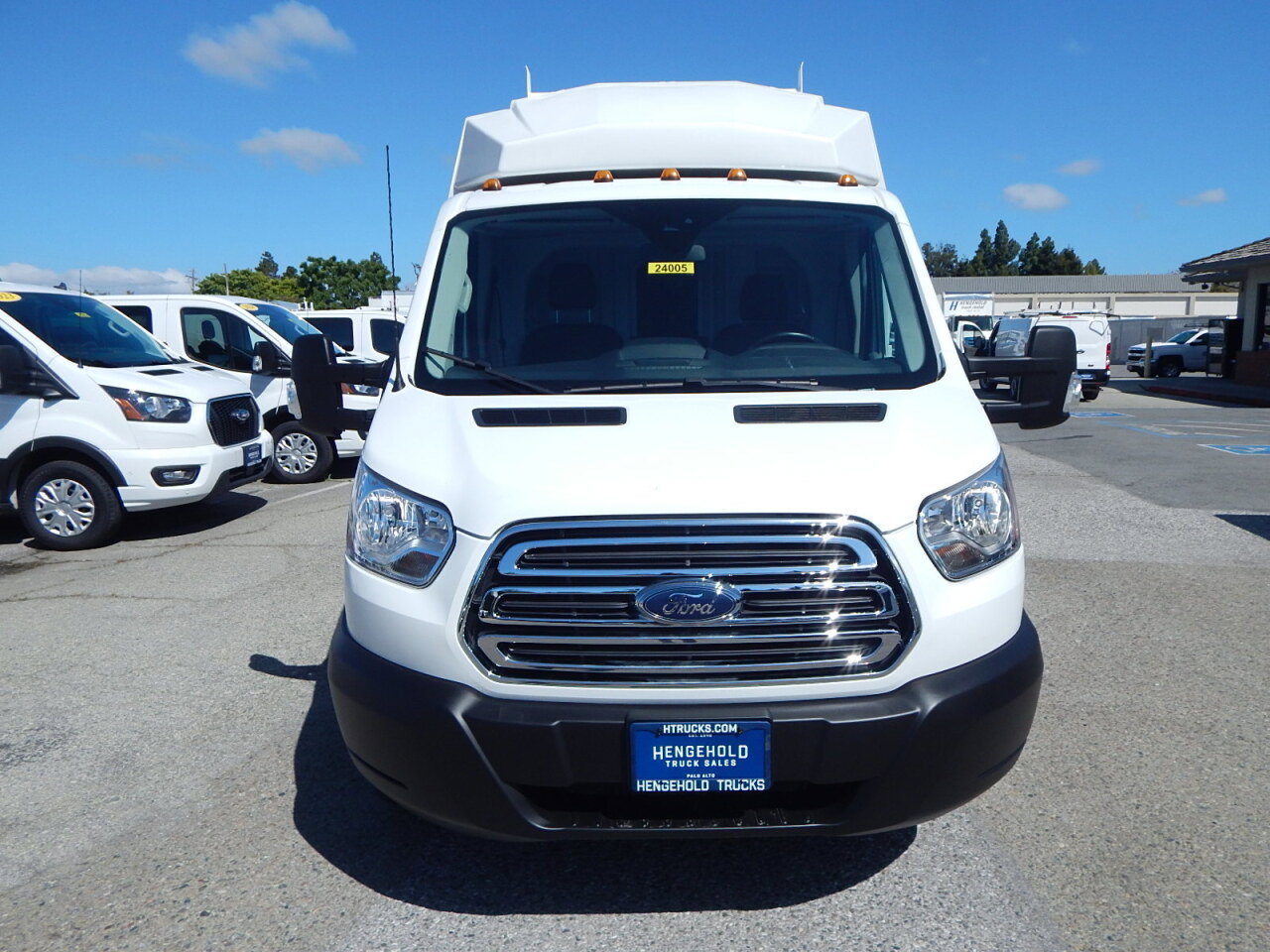 Used 2017 Ford Transit 350 138 w/ Interior Upgrade Package image 11
