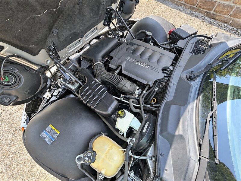 Used 2008 Pontiac Solstice Convertible w/ Premium Package RWD image 12
