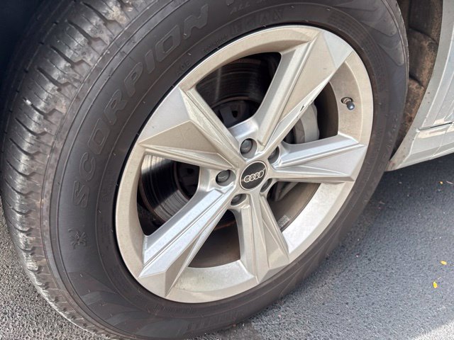 Certified 2023 Audi Q7 3.0T Premium AWD/4WD image 3