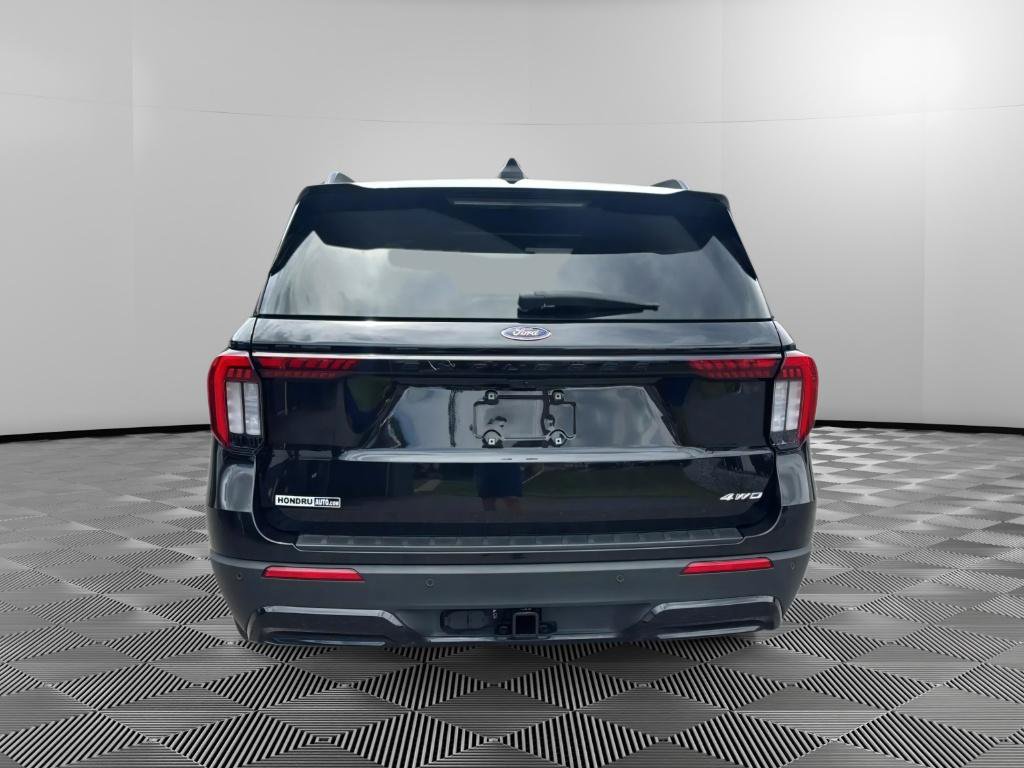 Used 2025 Ford Explorer ST-Line w/ Premium Package AWD/4WD image 8