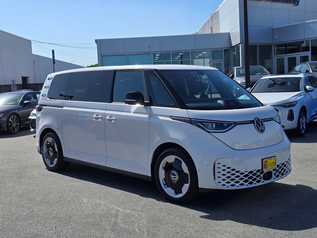 Used 2025 Volkswagen ID. Buzz Pro S RWD image 1