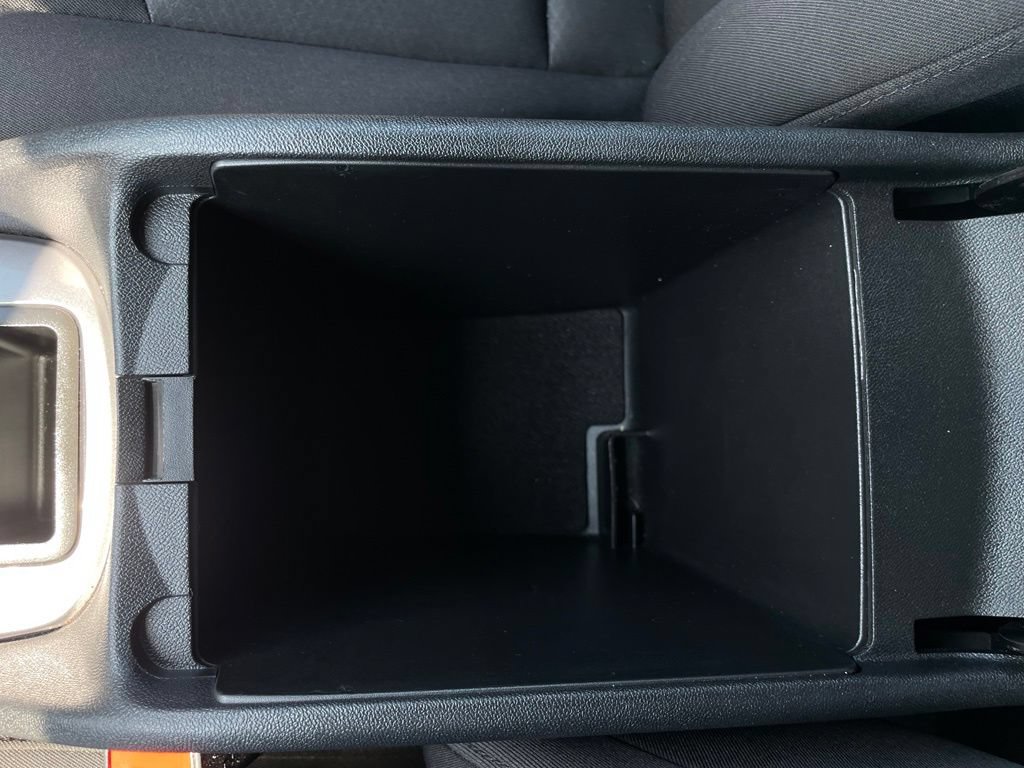 Used 2025 Chevrolet Malibu LT FWD image 21