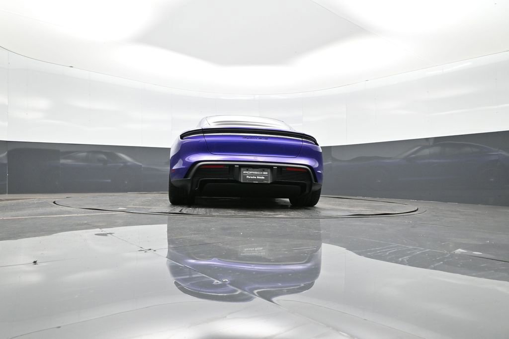 New 2026 Porsche Taycan GTS image 36