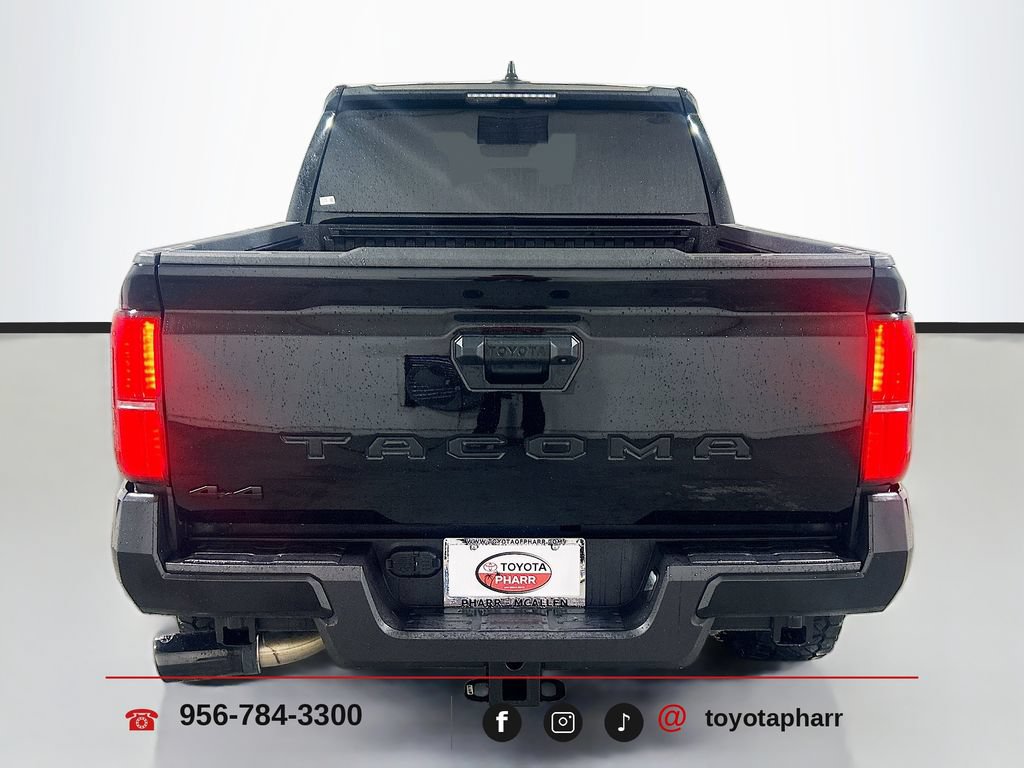 Used 2025 Toyota Tacoma SR5 AWD/4WD image 6