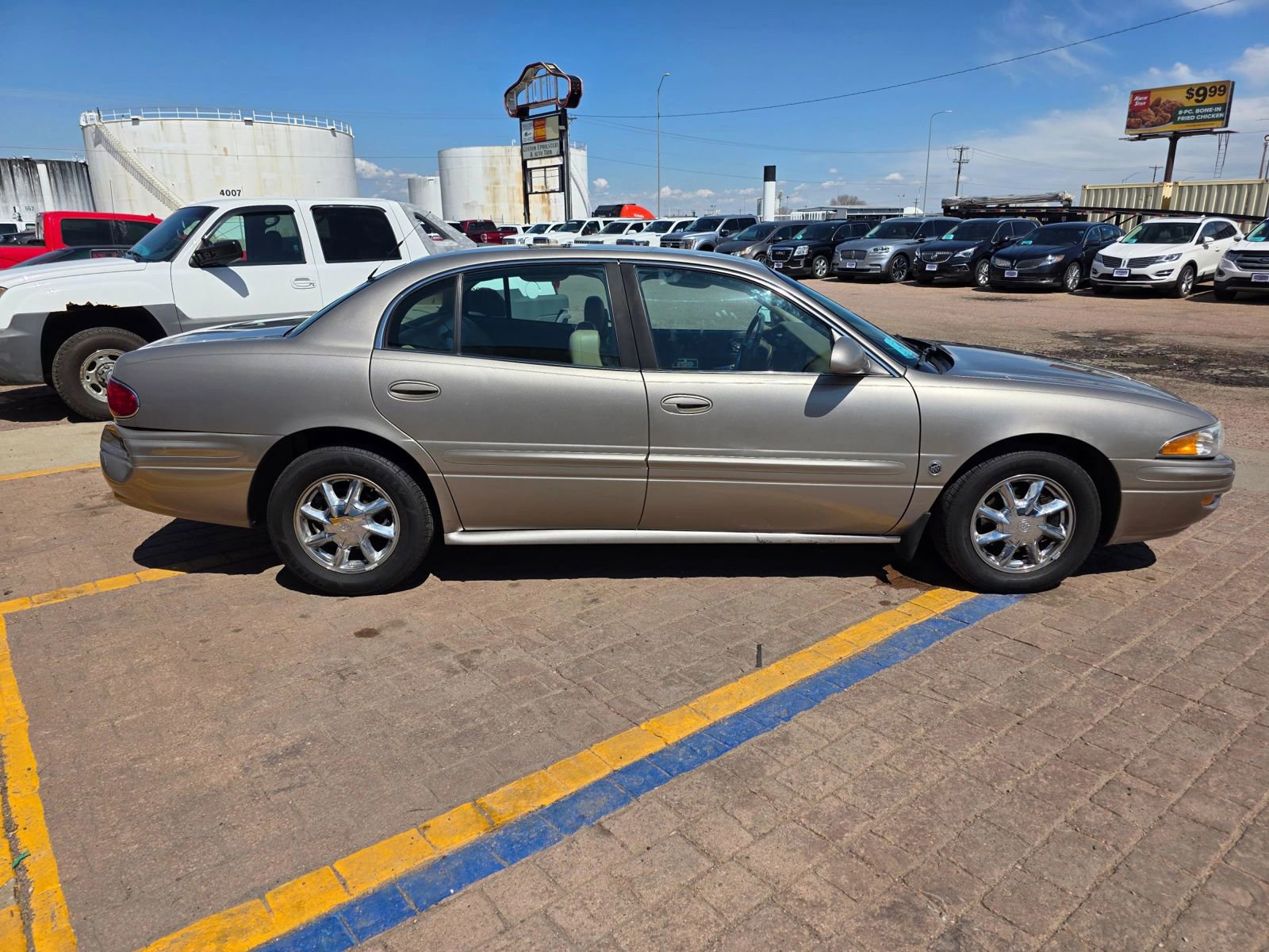 Used 2004 Buick Le Sabre Limited w/ Celebration Edition Package FWD image 4