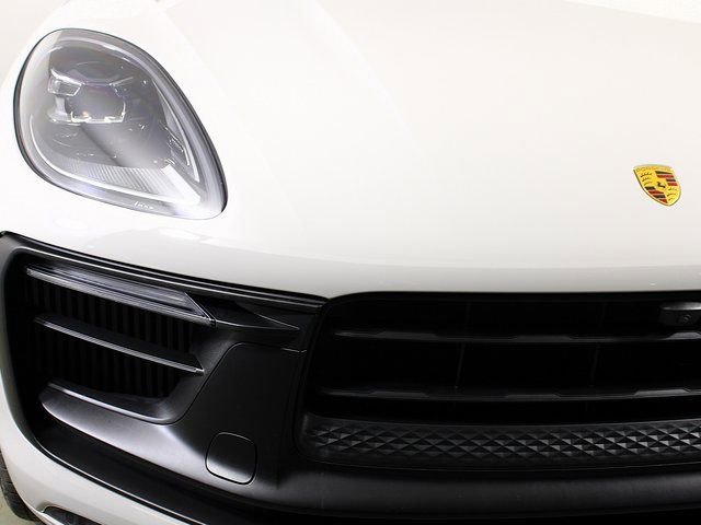 Certified 2022 Porsche Macan GTS image 13