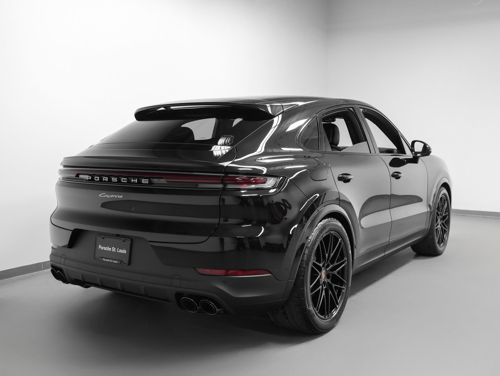 New 2026 Porsche Cayenne Coupe AWD/4WD image 12