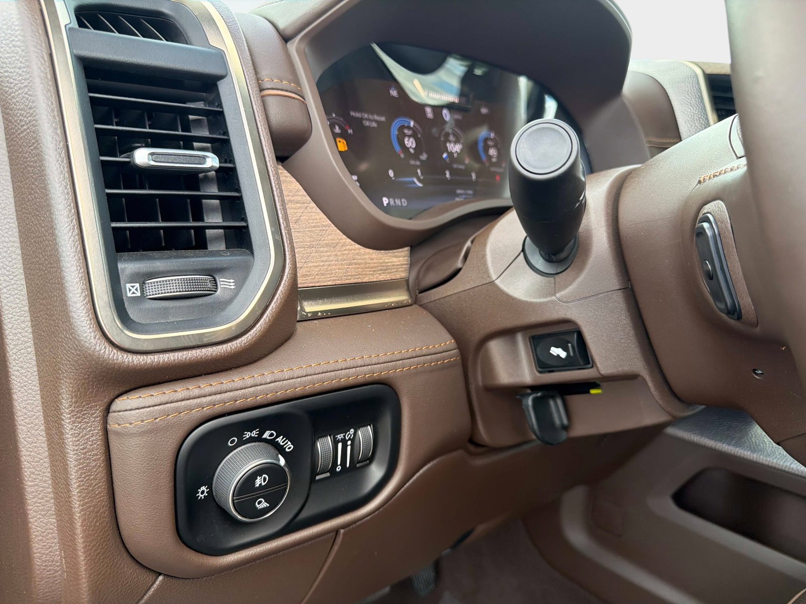 Used 2025 RAM 3500 Longhorn AWD/4WD image 42