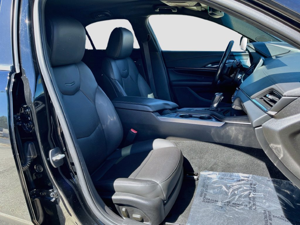 Certified 2023 Cadillac CT4 Premium Luxury RWD image 34