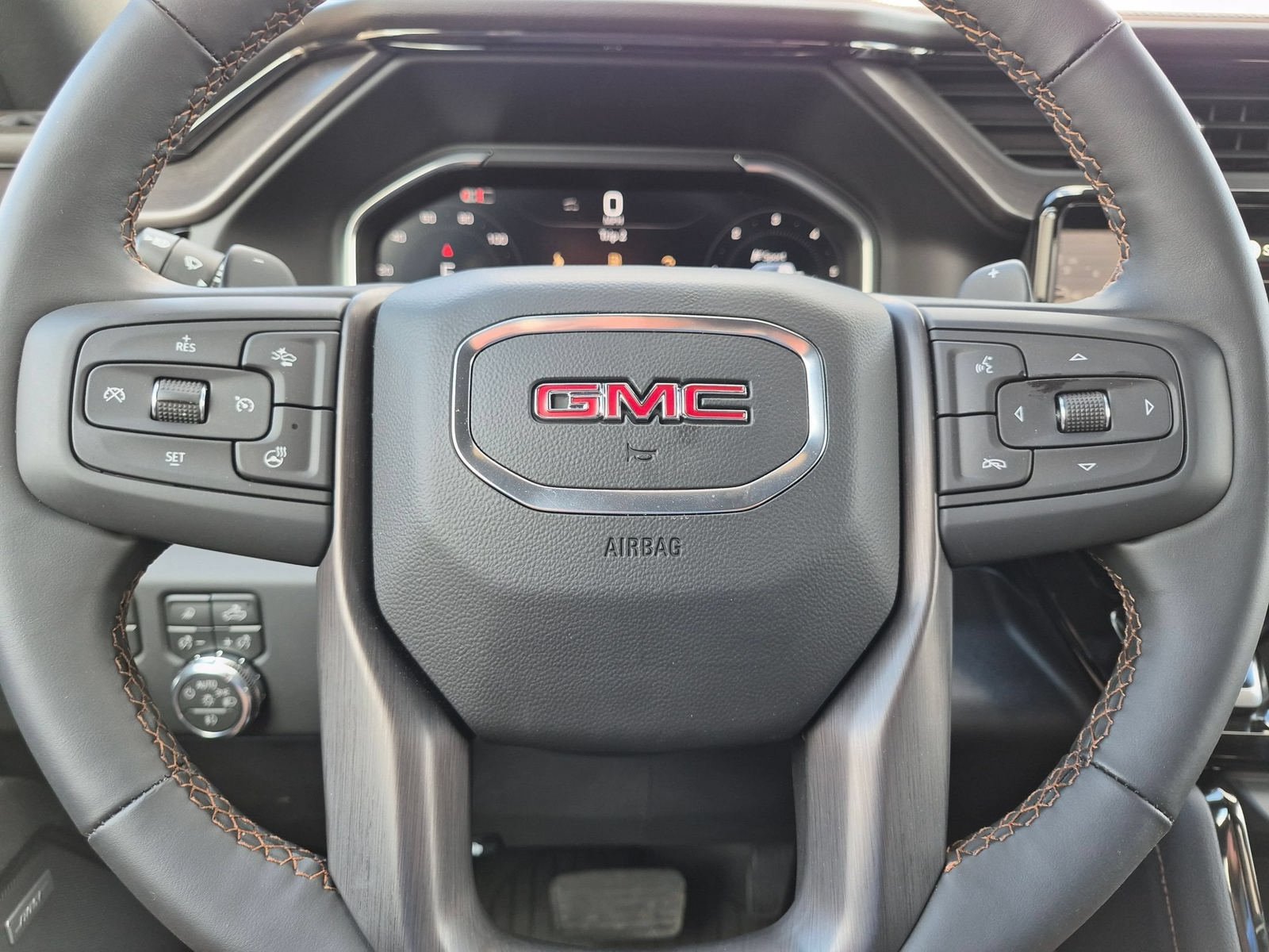New 2026 GMC Sierra 1500 AT4 w/ AT4 Premium Package AWD/4WD image 11