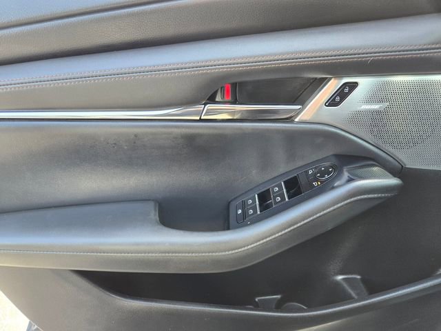 Used 2019 MAZDA MAZDA3 Hatchback w/ Premium Package image 31