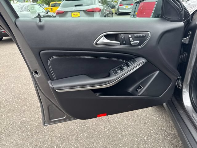 Used 2019 Mercedes-Benz GLA 250 4MATIC image 15