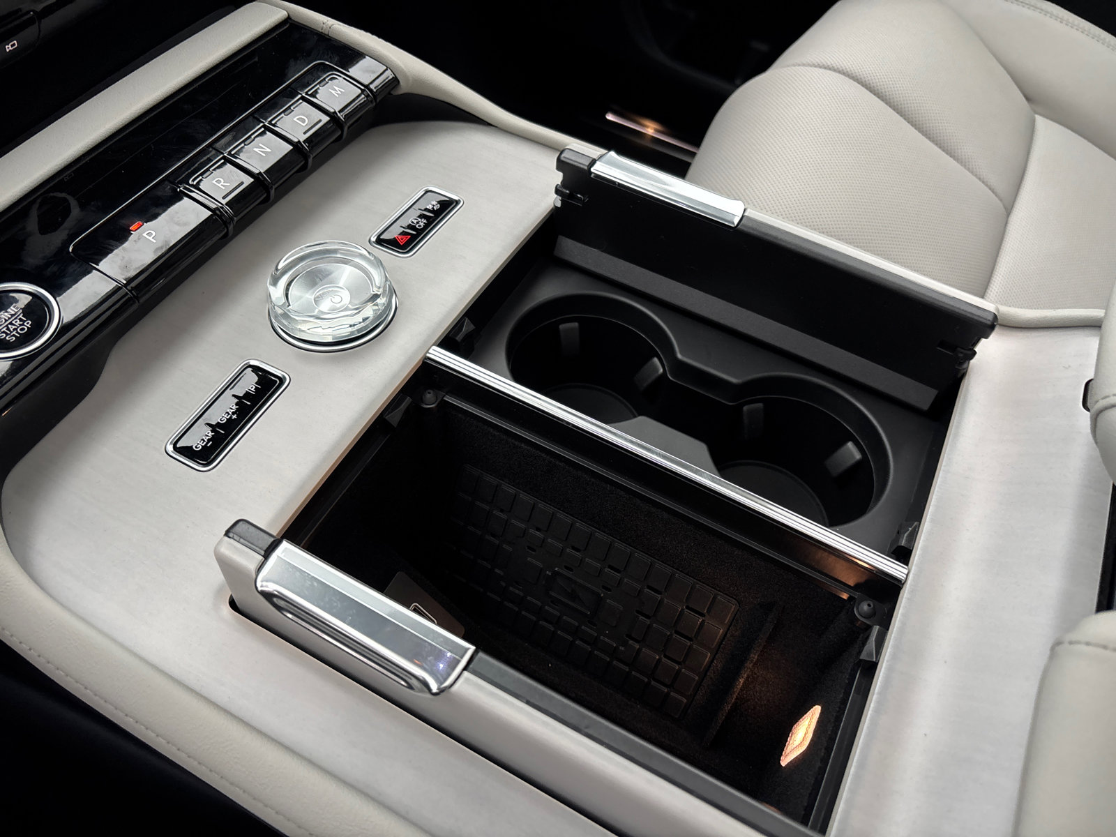 New 2026 Lincoln Navigator Reserve image 23