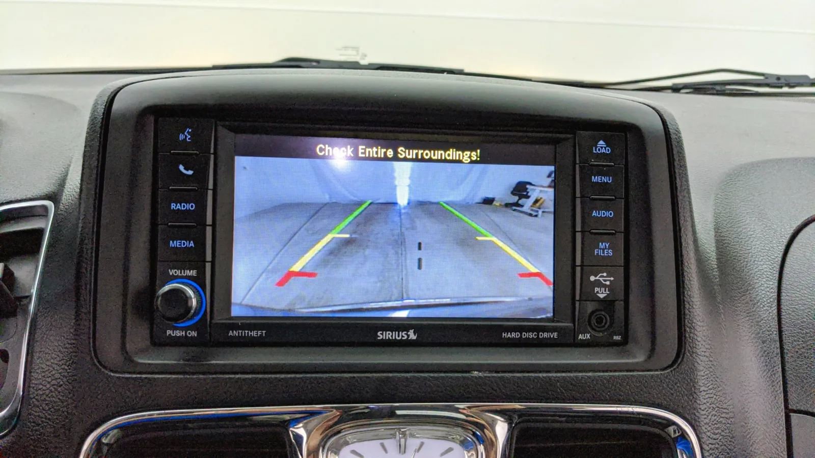 Used 2014 Chrysler Town & Country Touring image 20