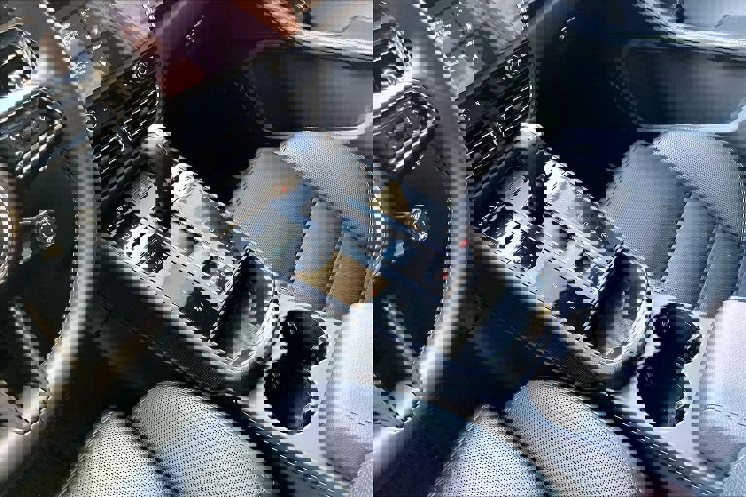 Used 2024 Porsche Macan S image 16