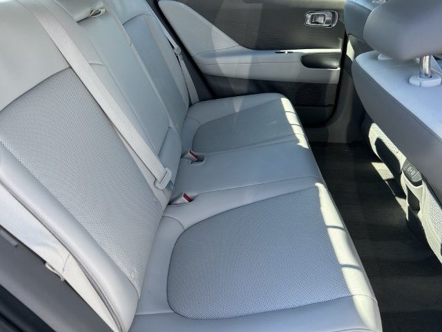 Used 2023 Hyundai Ioniq 6 SEL RWD image 14