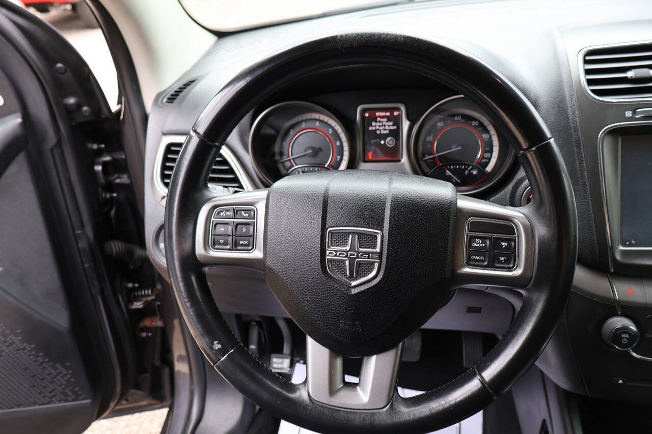 Used 2014 Dodge Journey Crossroad w/ Flexible Seating Group FWD image 30