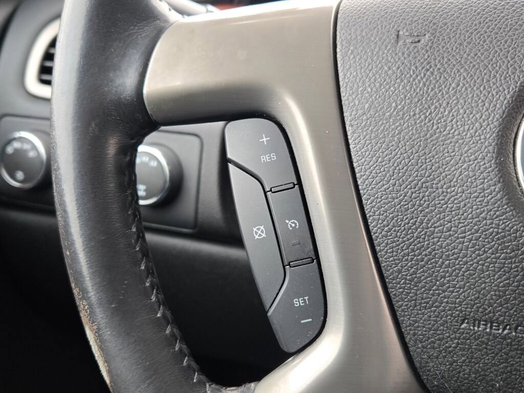 Used 2013 Chevrolet Avalanche LT w/ All-Star Edition image 25