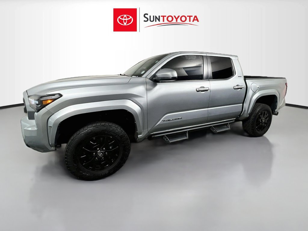 Used 2024 Toyota Tacoma SR5 AWD/4WD image 7