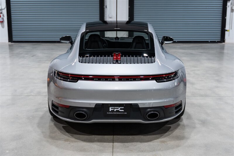 Used 2024 Porsche 911 Carrera T RWD image 5