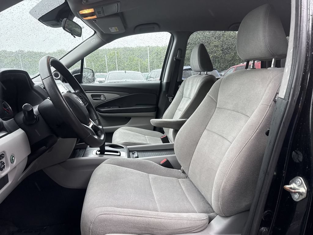 Used 2019 Honda Pilot LX image 13