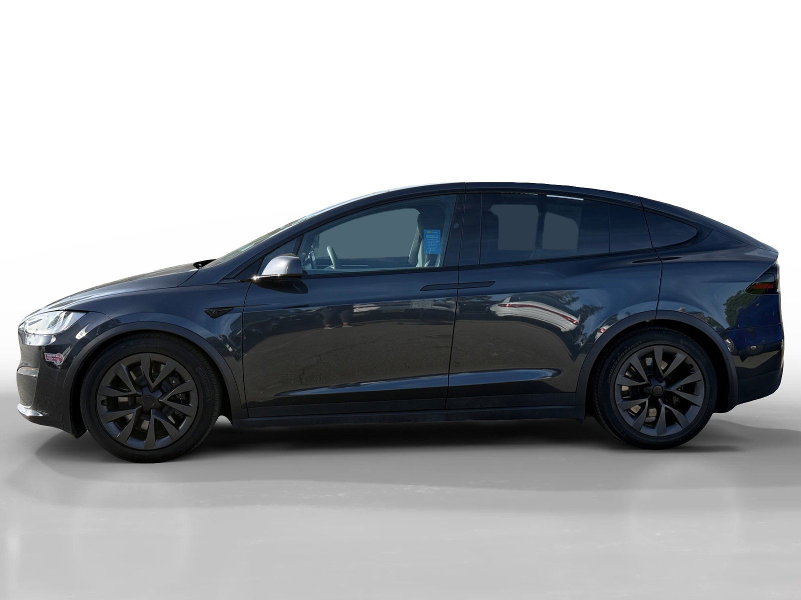 Used 2024 Tesla Model X image 2