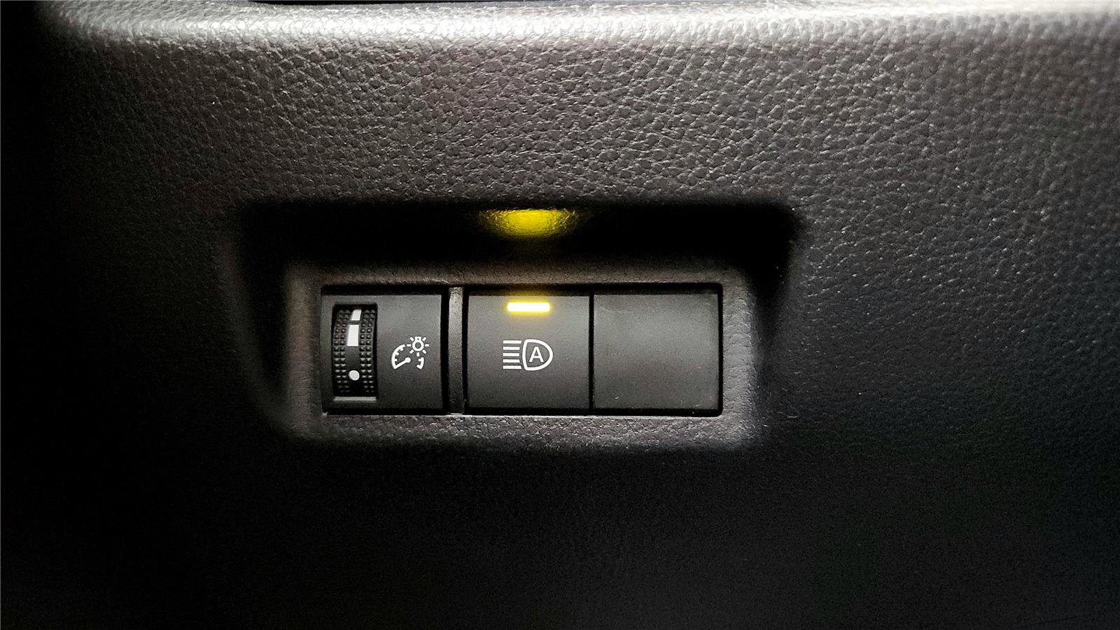 Certified 2025 Toyota RAV4 XLE image 44