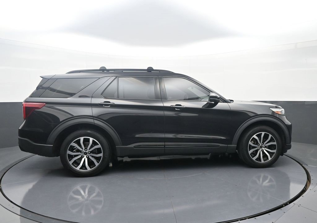 Used 2020 Ford Explorer ST w/ Premium Technology Package image 8