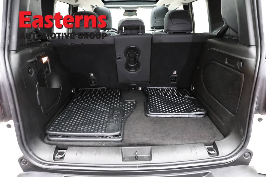 Used 2022 Jeep Renegade Limited w/ Sun, Sound & Wheels Group AWD/4WD image 9