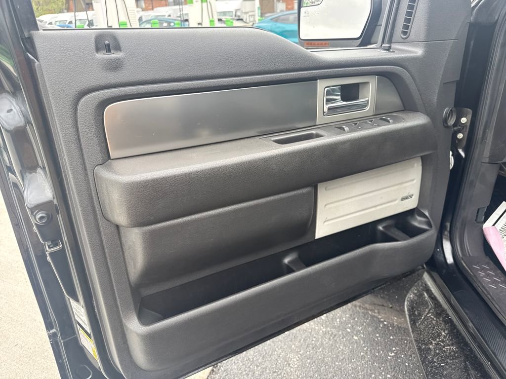 Used 2014 Ford F150 Raptor w/ Equipment Group 801A Luxury image 26