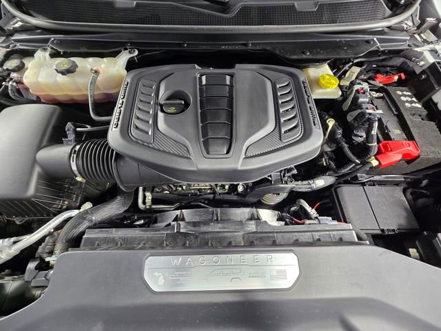 Used 2024 Jeep Wagoneer L Series II w/ Flexible Seating Group image 12