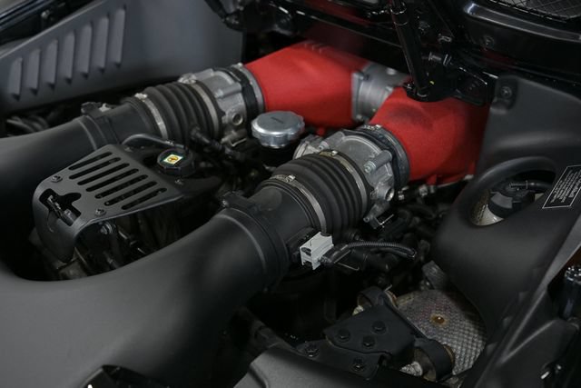 Used 2013 Ferrari 458 Spider RWD image 36