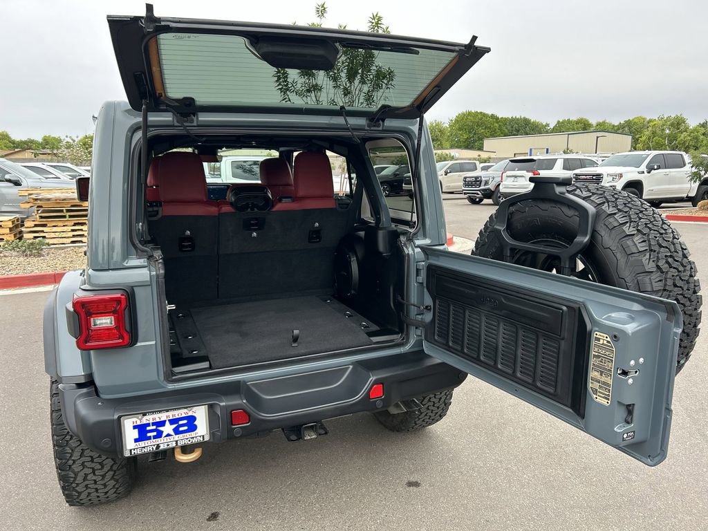 Used 2024 Jeep Wrangler Unlimited Rubicon 392 AWD/4WD image 26